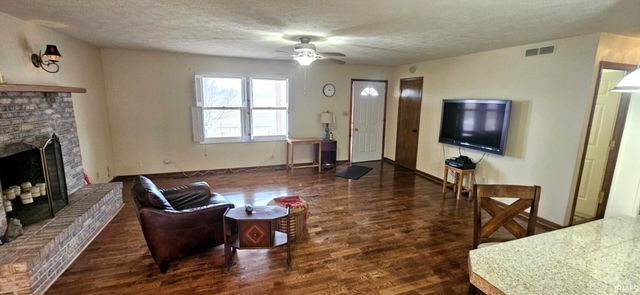 3653 W County Road 200, New Castle, IN 47362