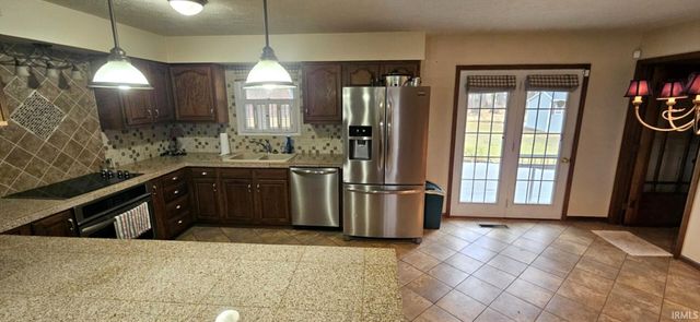 3653 W County Road 200, New Castle, IN 47362