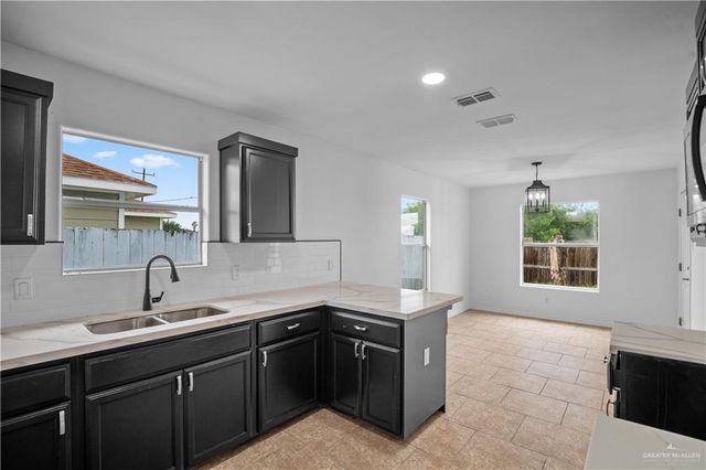 7108 N 44th Lane, Mcallen, TX 78504