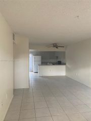 15695 SW 82nd Cir Ln 1-5, Miami, FL 33193