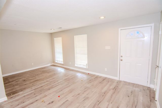 11731 Mclain Boulevard, Houston, TX 77071