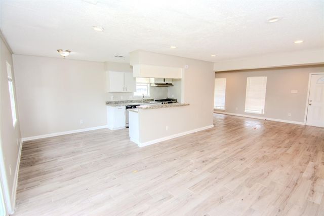 11731 Mclain Boulevard, Houston, TX 77071