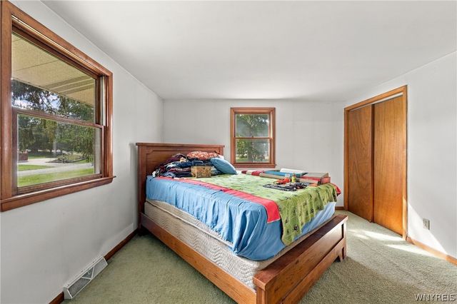 4800 Boncrest Road, Clarence, NY 14221