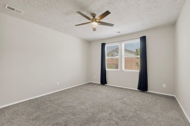 909 Tazanita Loop SE, Rio Rancho, NM 87124