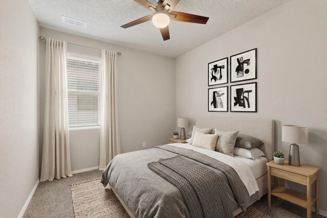 909 Tazanita Loop SE, Rio Rancho, NM 87124