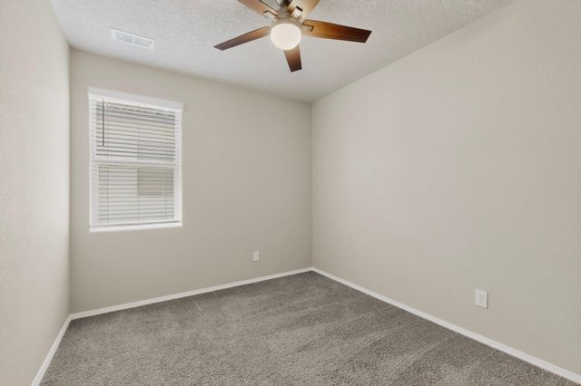 909 Tazanita Loop SE, Rio Rancho, NM 87124