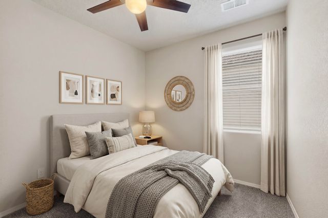 909 Tazanita Loop SE, Rio Rancho, NM 87124