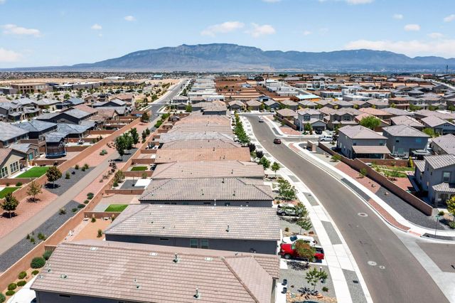 909 Tazanita Loop SE, Rio Rancho, NM 87124