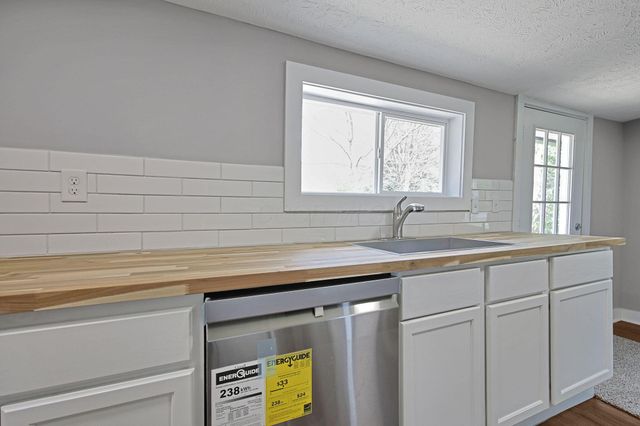 8620 Lithopolis Road NW, Carroll, OH 43112