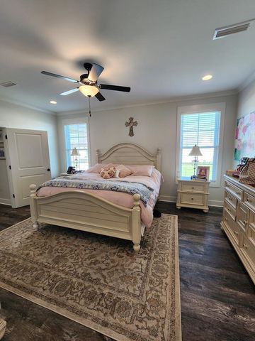 301 Oconee Dr, Midland City, AL 36350