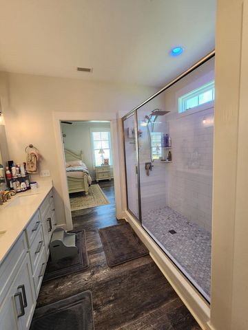 301 Oconee Dr, Midland City, AL 36350