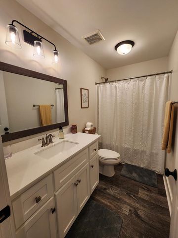 301 Oconee Dr, Midland City, AL 36350