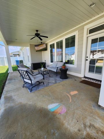 301 Oconee Dr, Midland City, AL 36350