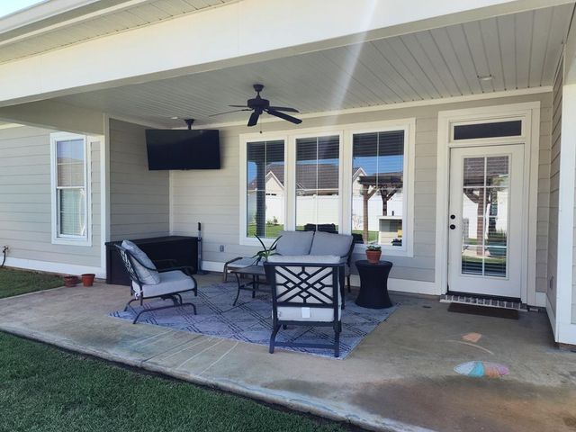 301 Oconee Dr, Midland City, AL 36350