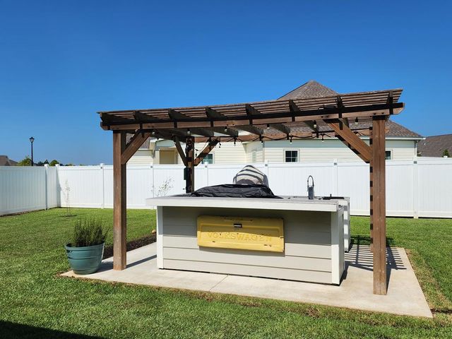 301 Oconee Dr, Midland City, AL 36350