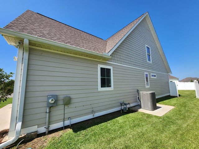 301 Oconee Dr, Midland City, AL 36350