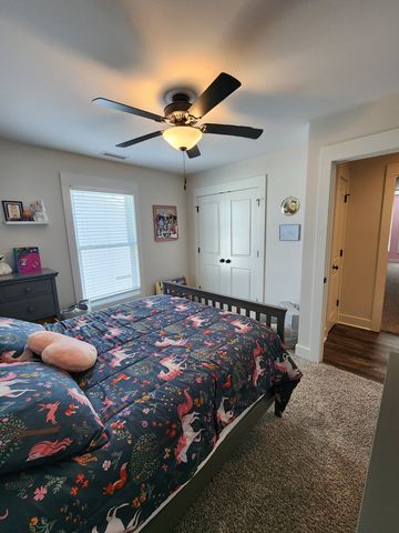 301 Oconee Dr, Midland City, AL 36350