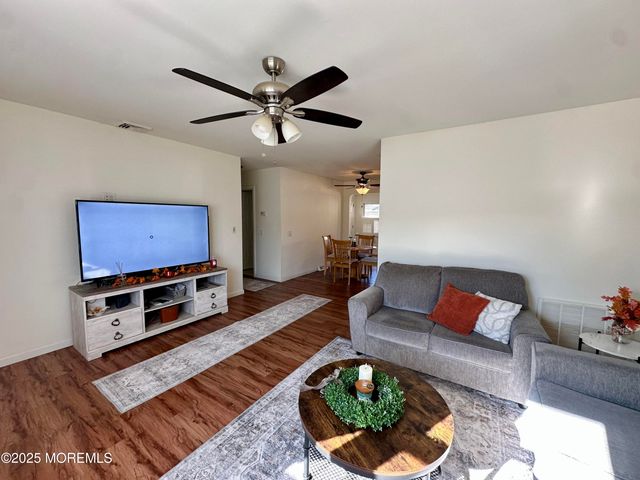 9 Nebraska Drive, Matawan, NJ 07747