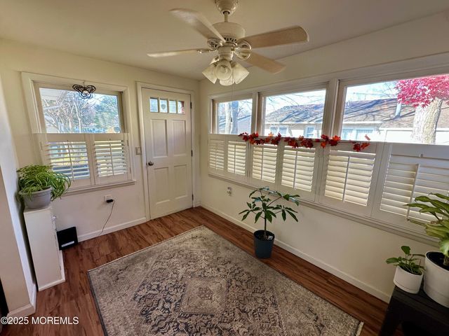 9 Nebraska Drive, Matawan, NJ 07747