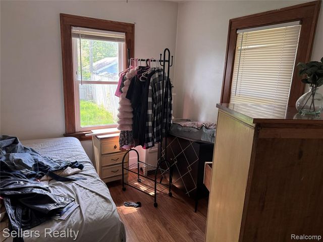 701 Saint Clair Avenue, Flint, MI 48504