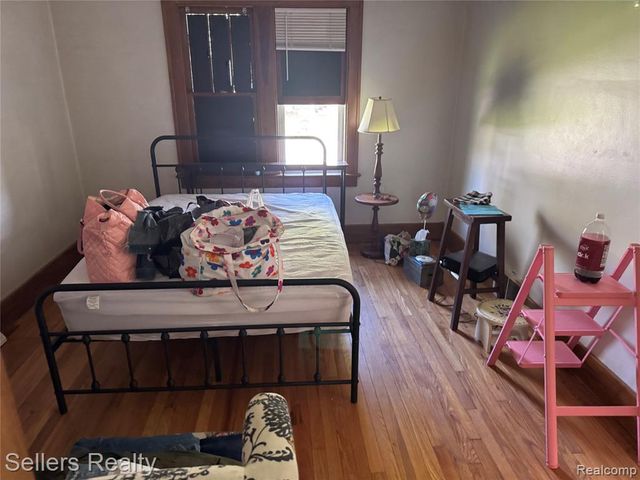 701 Saint Clair Avenue, Flint, MI 48504
