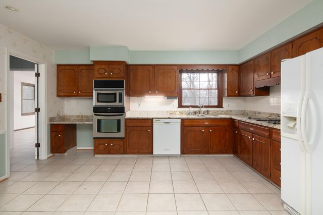 1112 The Lane, Lexington, KY 40504