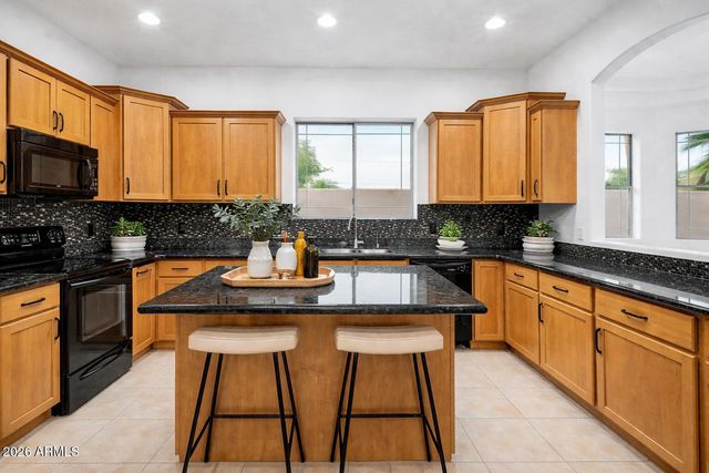 6202 E MCKELLIPS Road 19, Mesa, AZ 85215