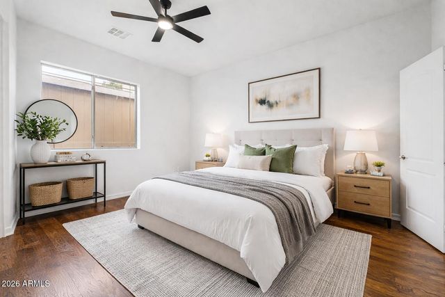 6202 E MCKELLIPS Road 19, Mesa, AZ 85215