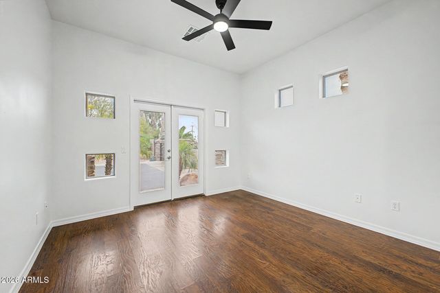 6202 E MCKELLIPS Road 19, Mesa, AZ 85215