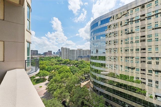 3401 Lee Parkway 1003, Dallas, TX 75219