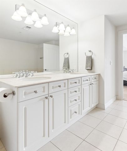 3401 Lee Parkway 1003, Dallas, TX 75219