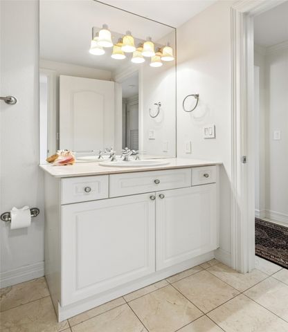 3401 Lee Parkway 1003, Dallas, TX 75219