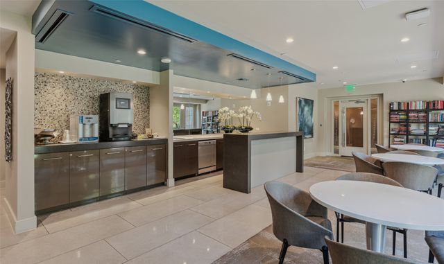 3401 Lee Parkway 1003, Dallas, TX 75219