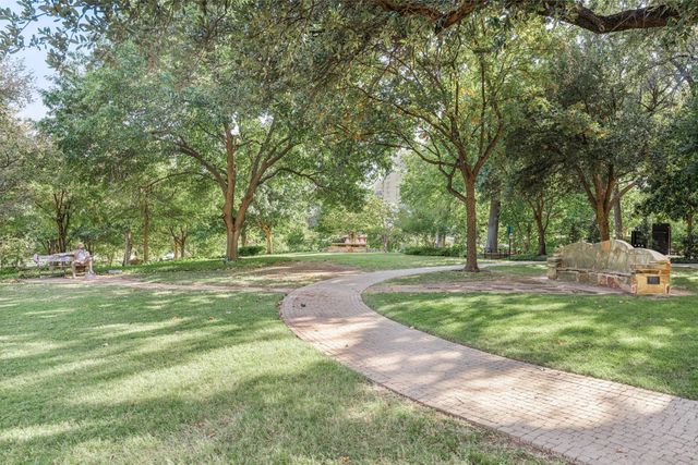 3401 Lee Parkway 1003, Dallas, TX 75219