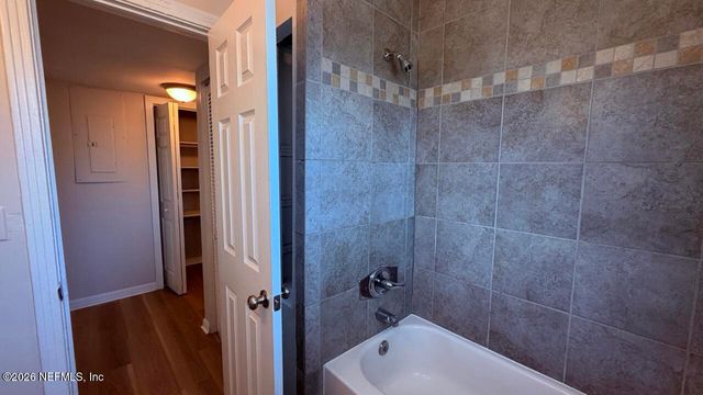 1865 VISTA Avenue, Jacksonville, FL 32210