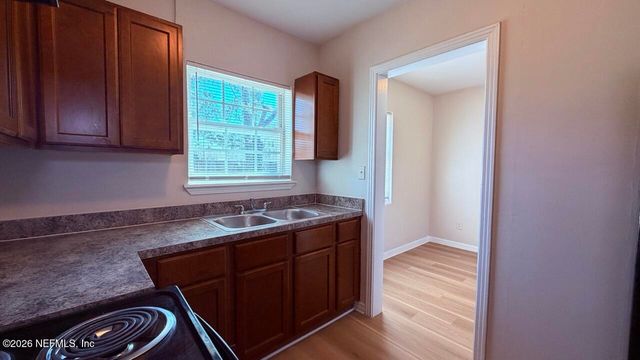 1865 VISTA Avenue, Jacksonville, FL 32210