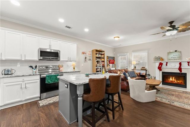 5339 TIMBER HILLS Drive, Oakwood, GA 30566