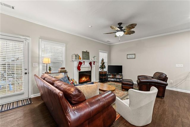 5339 TIMBER HILLS Drive, Oakwood, GA 30566