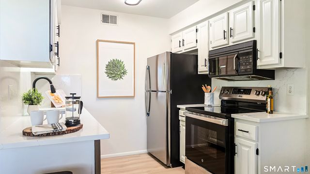 21 Prospect Avenue B103, Norwalk, CT 06850