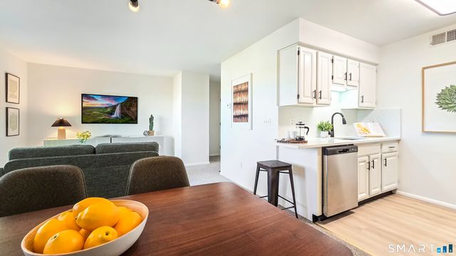 21 Prospect Avenue B103, Norwalk, CT 06850