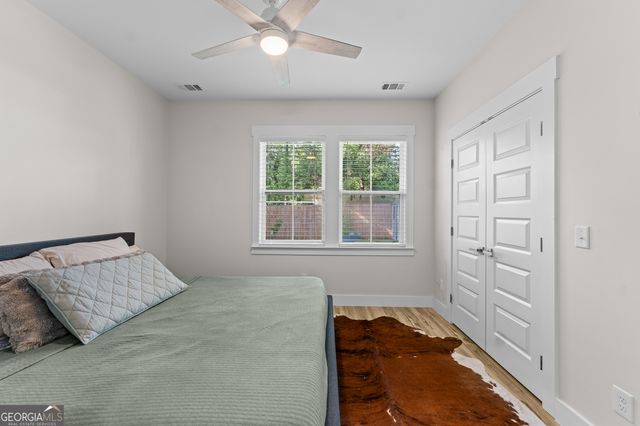 711 E 32nd Street, Savannah, GA 31401