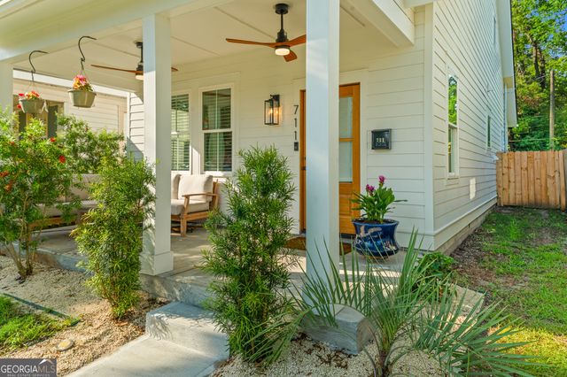 711 E 32nd Street, Savannah, GA 31401