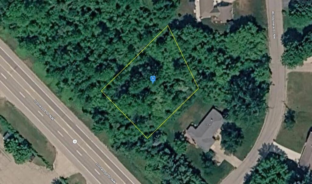 13760 Windemere Drive NW, Grand Rapids, MI 49534