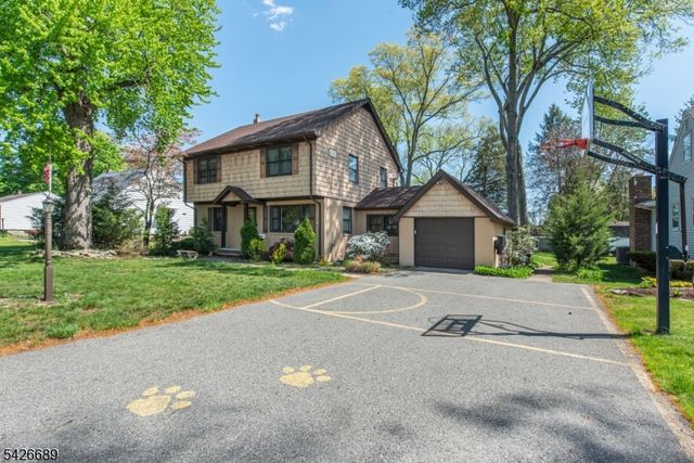 63 Duncan Ave, Pequannock Twp., NJ 07440