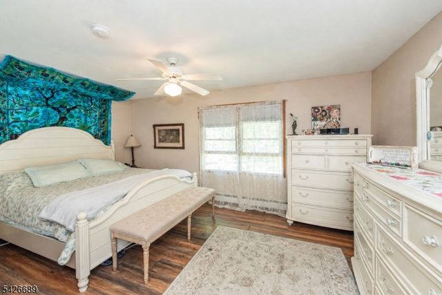 63 Duncan Ave, Pequannock Twp., NJ 07440