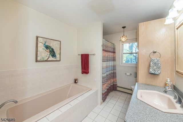 63 Duncan Ave, Pequannock Twp., NJ 07440