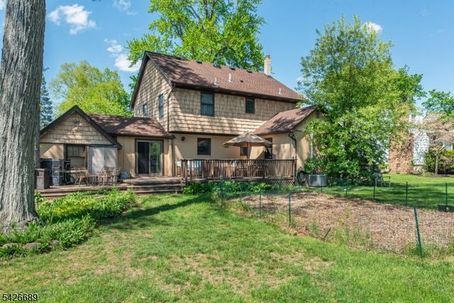 63 Duncan Ave, Pequannock Twp., NJ 07440