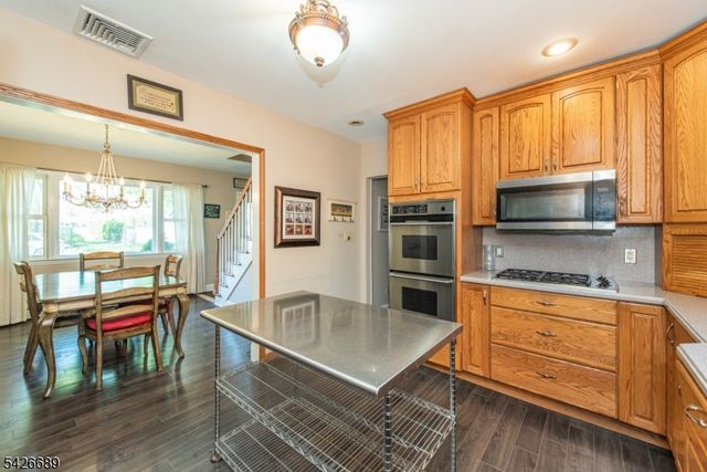 63 Duncan Ave, Pequannock Twp., NJ 07440