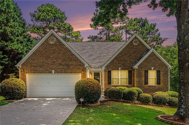 955 Pebble Bend Drive, Grayson, GA 30017