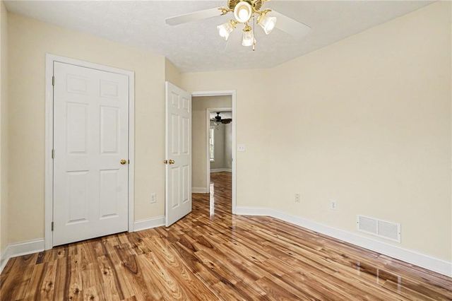 955 Pebble Bend Drive, Grayson, GA 30017